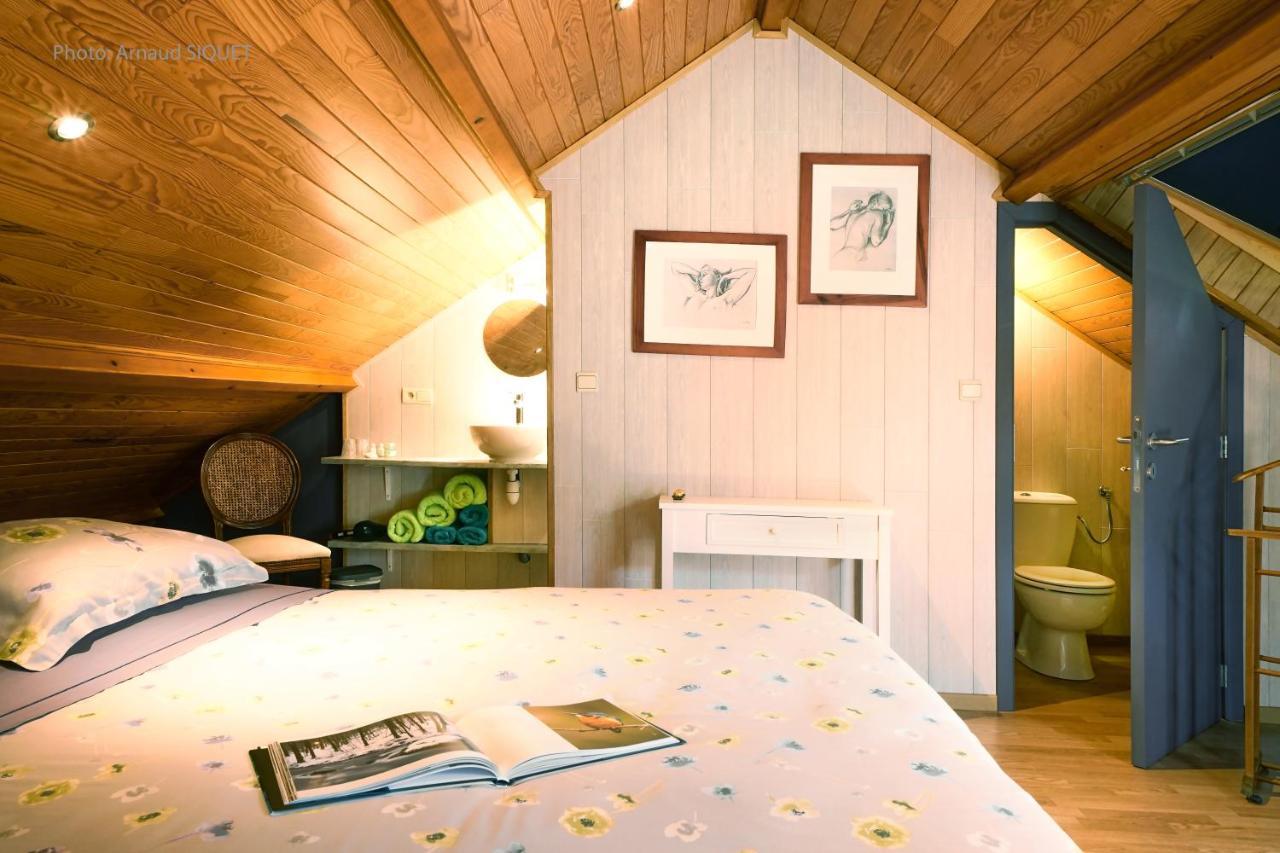 Bed and Breakfast Le Jardin Des Biches Somme-Leuze Esterno foto